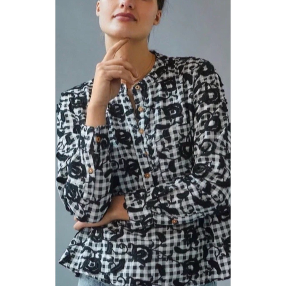 Pilcro Anthropologie Women's Sz XS‎ The Whitney Trapeze Top B/W Embroidered